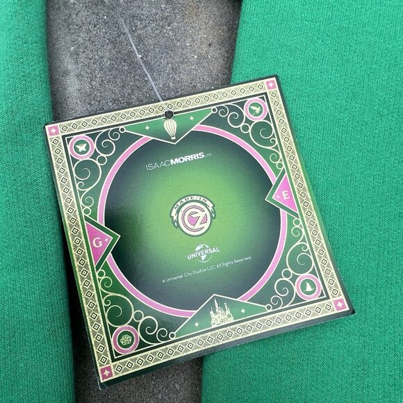WICKED Embroidered Glinda & Elphaba Green Sweatshirt Womens Sm NWT Crew neck - Picture 6 of 11